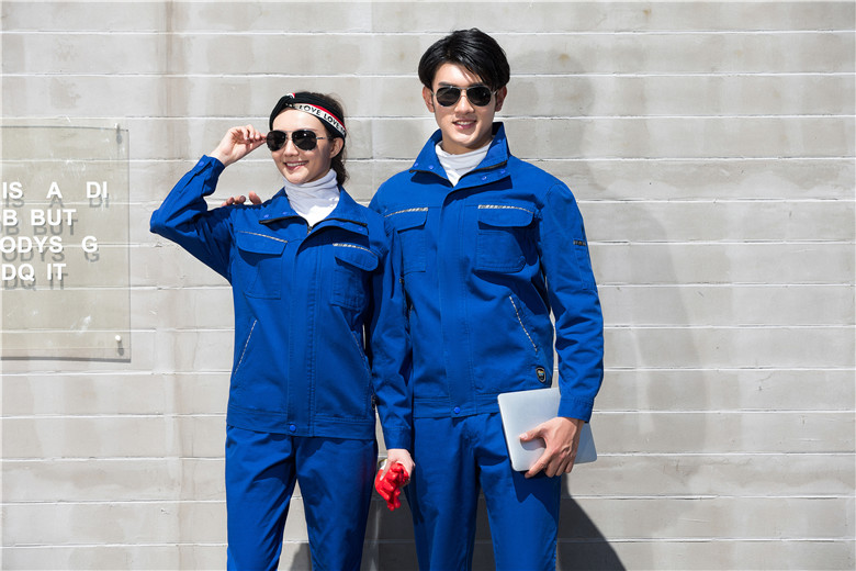 單位定制工作服在哪里定制比較合適？