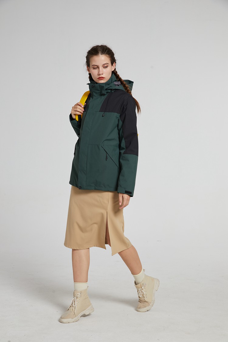 時尚沖鋒衣模特上身效果圖 時尚沖鋒衣模特上身效果圖