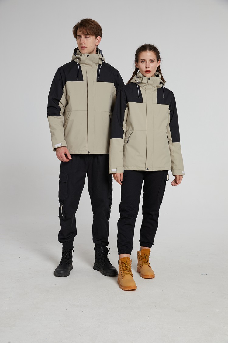 男女同款沖鋒衣上身效果圖 男女同款沖鋒衣上身效果圖