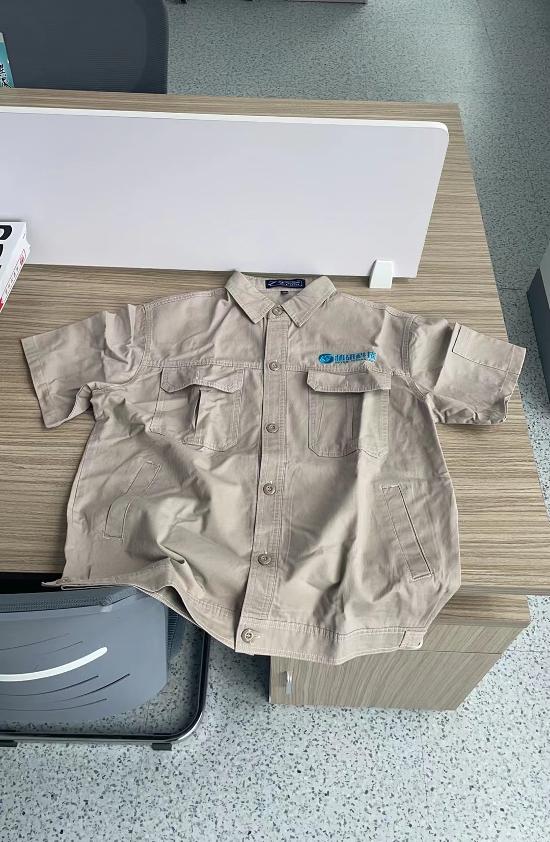 和研工作服定制樣衣 和研工作服定制樣衣